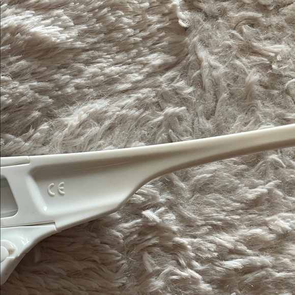 Oakley style switch sunglasses - Picture 6 of 6